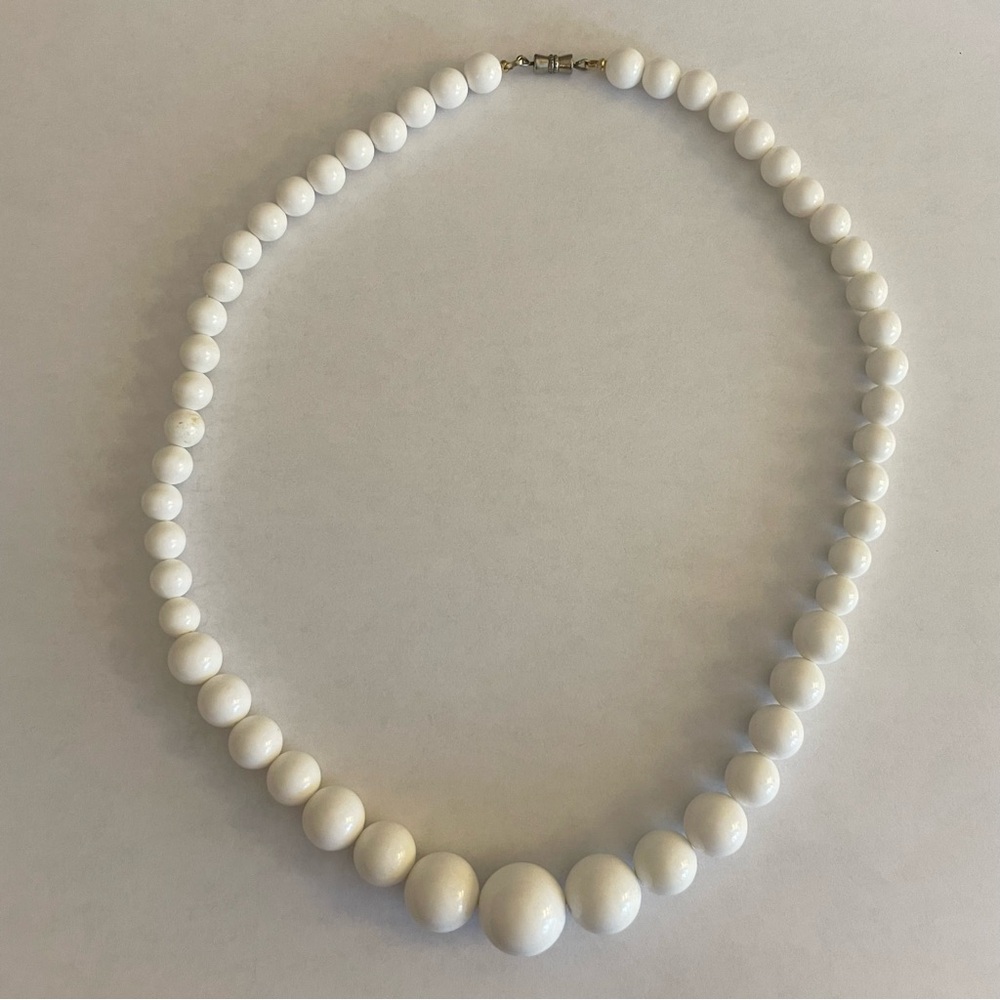 FREE w/orders over $10 - White Plastic Beaded Statement Necklace Barrel Clasp